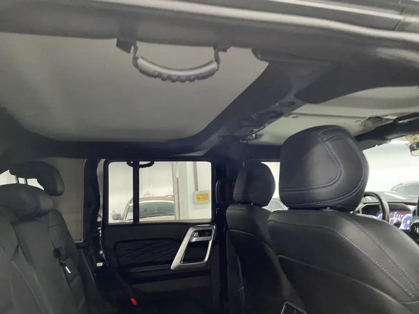 Beijing Beijing off-road BJ40 PLUS 2.3T automatic four-wheel drive exclusive edition Country VI