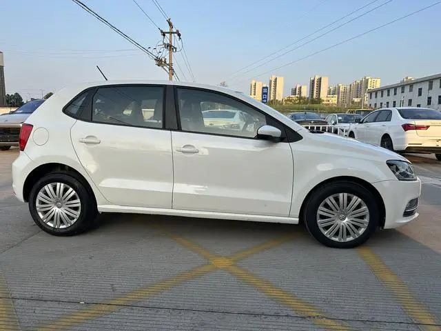 Volkswagen Polo 1.5L automatic security type