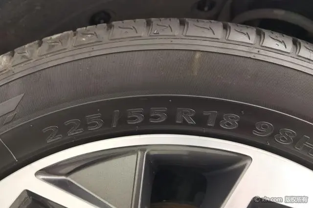 Hyundai Tucson 280TGDi dual-clutch two-wheel drive Zhilian version Country VI