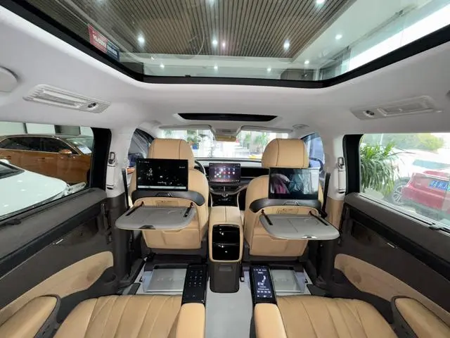 Denza Denza D9 DM 980 four-wheel drive flagship