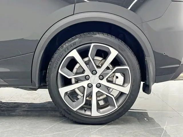LYNK & CO Lynk 05 2.0TD four-wheel drive Halo