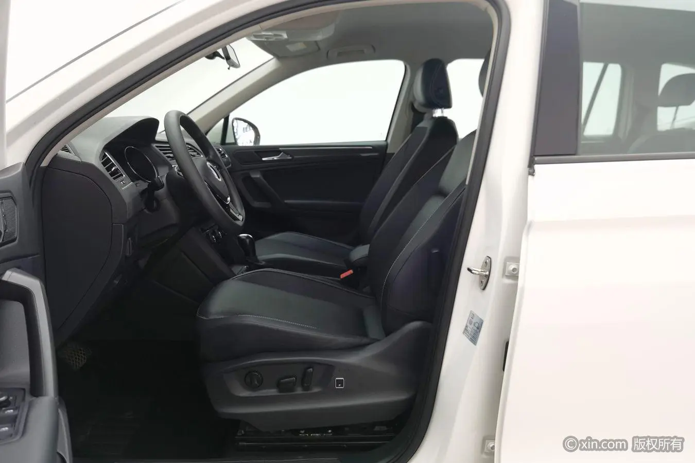 Volkswagen Tiguan L 280TSI automatic two-wheel drive Smart edition