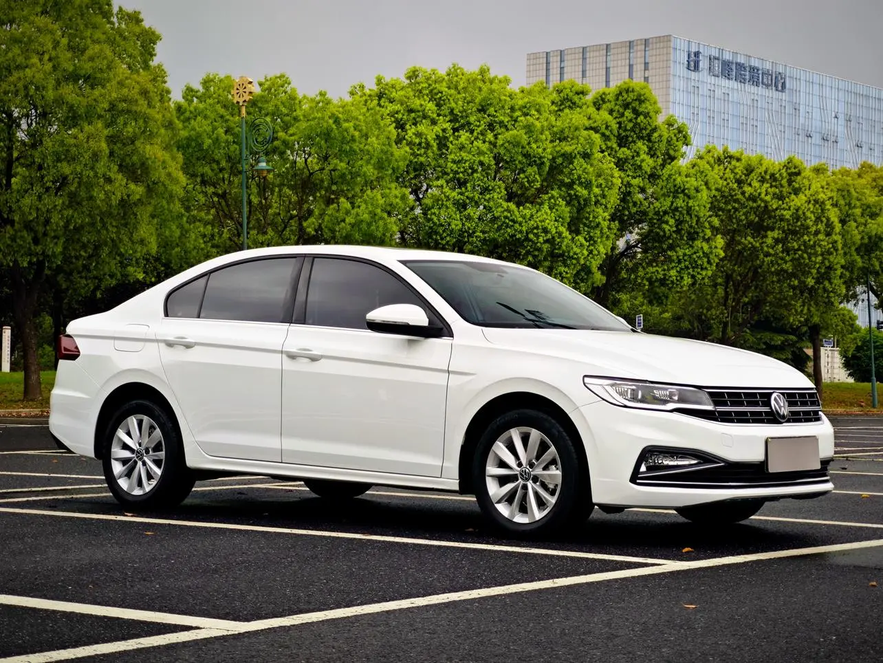 Volkswagen Bora 1.5L automatic comfort intelligent version