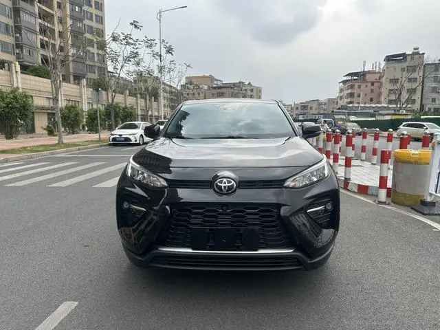 TOYOTA Wilanda 2.0L two-wheel drive luxury PLUS edition
