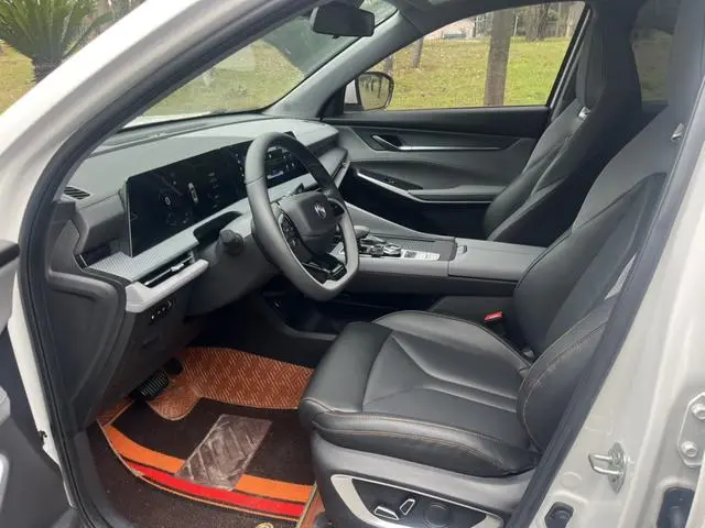 Changan Changan CS75 PLUS The third generation 1.5T automatic luxury type