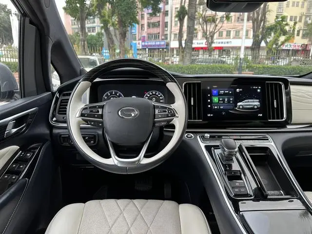 GAC Trumpchi M8 Master Series 390T four-seater Royal Edition