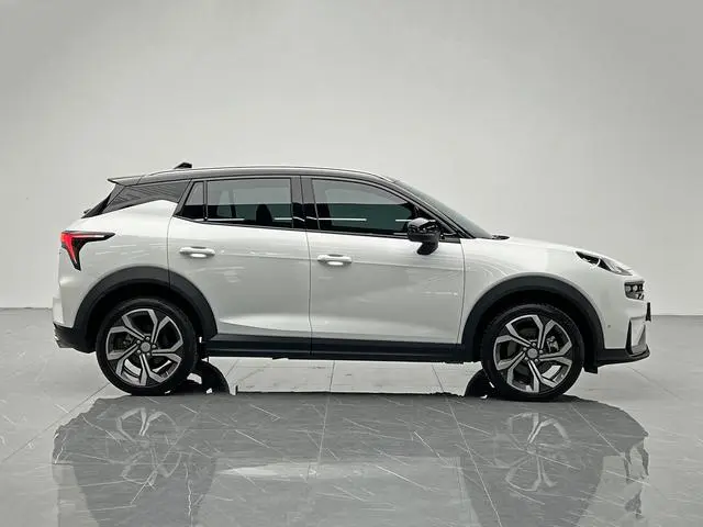 LYNK & CO Lynk 06 Remix 1.5T Jin Halo