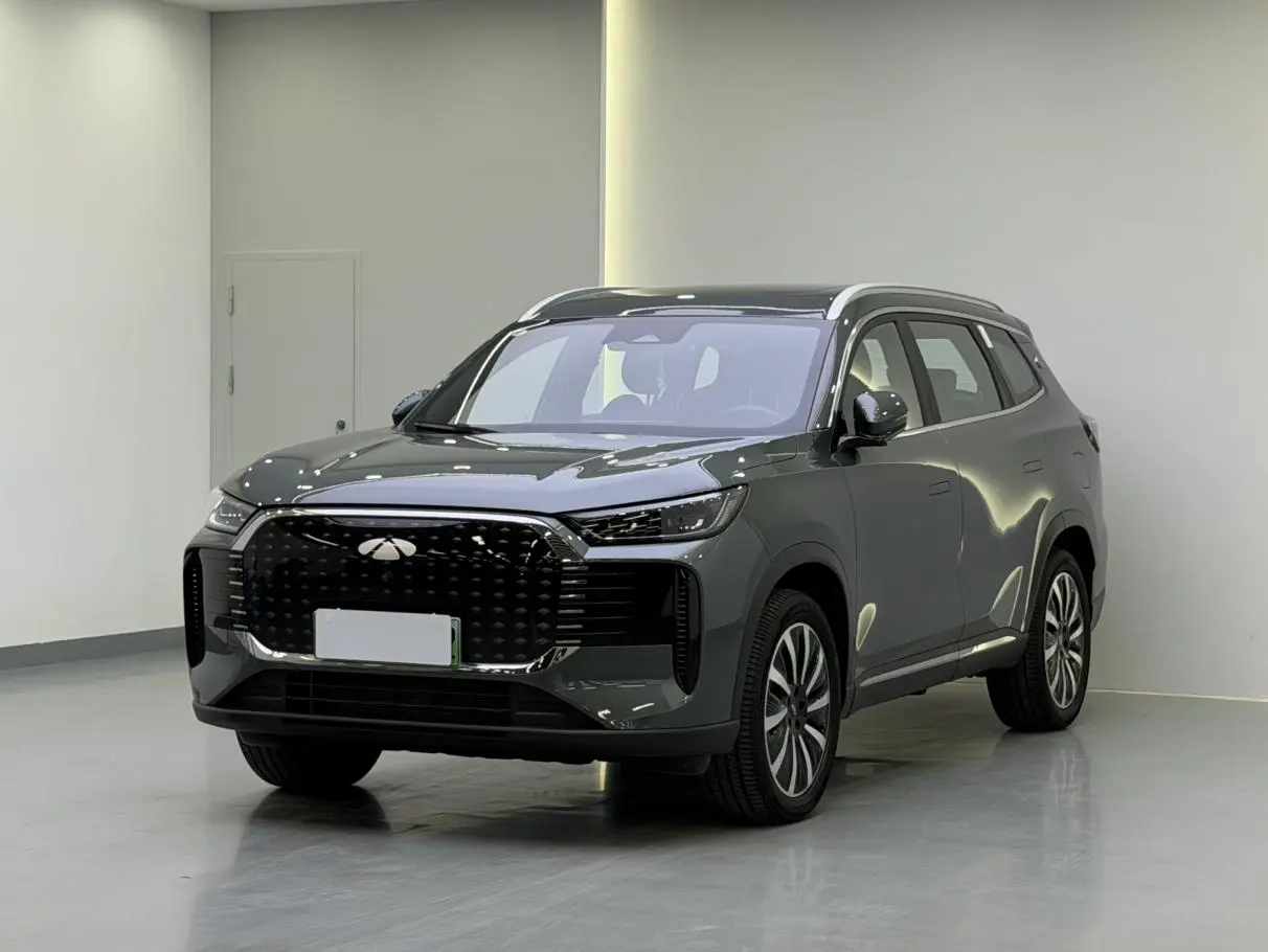 Chery Fengyun Fengyun T8 1.5T 130km Premium Edition