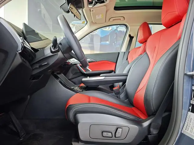 BMW BMW X1 sDrive25Li X design set