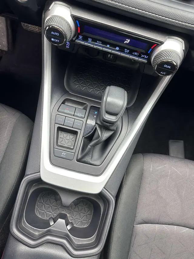 TOYOTA RAV4 Rongfang Dual engine 2.5L CVT two-wheel drive Elite edition