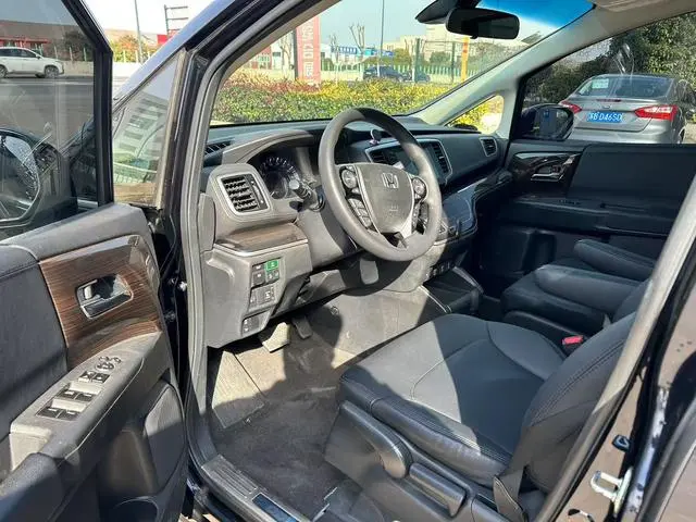 Honda Odyssey 2.0L Sharp*Enjoy Edition