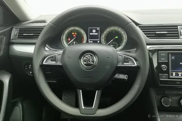 Skoda Speed pie ZI280 DSG Standard Edition Country V