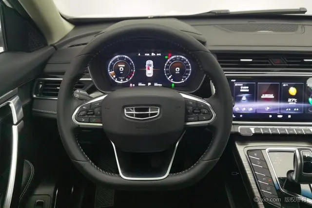 Geely Boyue 1.8TD DCT Zhizun PRO