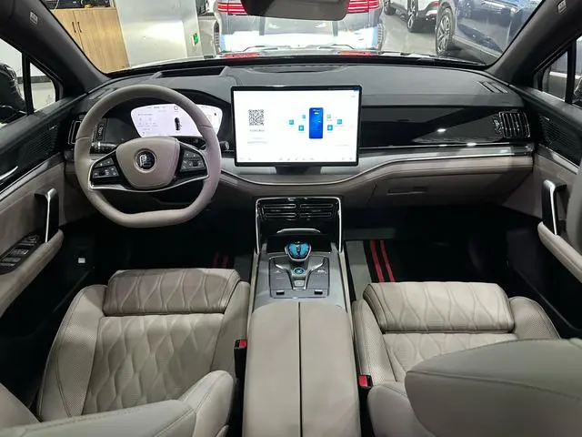 BYD Tang DM Smart driving version DM-i 115KM flagship model