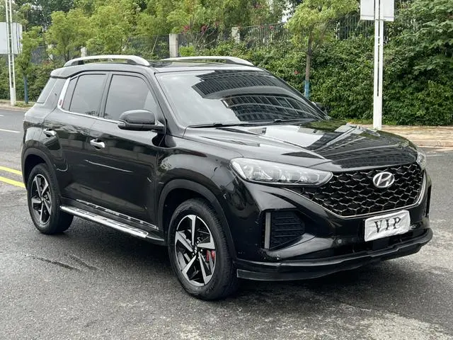 Hyundai Hyundai ix35 240T GDi DCT two-wheel drive leading version GLS