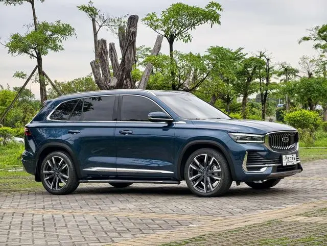 Geely Xingyue L 2.0TD DCT EVO two-wheel drive premium type