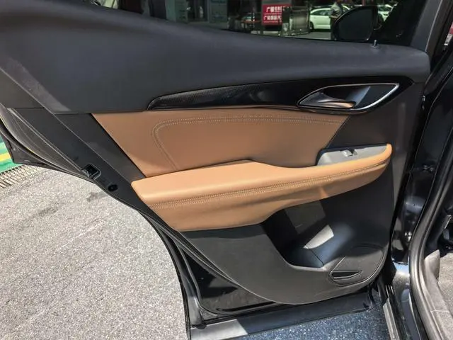 Buick Angkewei S 652T two-wheel drive limited S sports edition