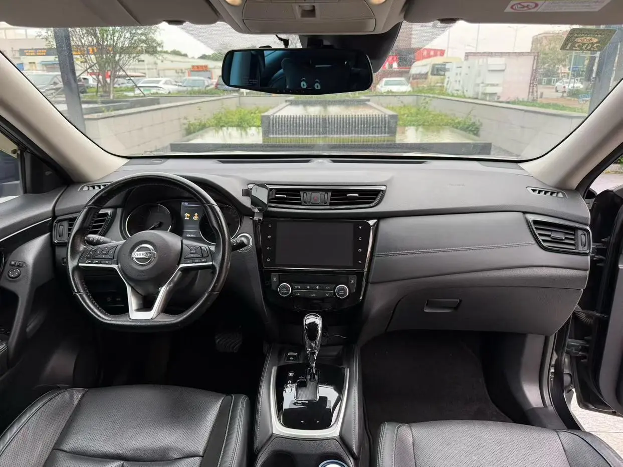 Nissan Qijun 2.0L CVT Zhilian Comfort Edition 2WD