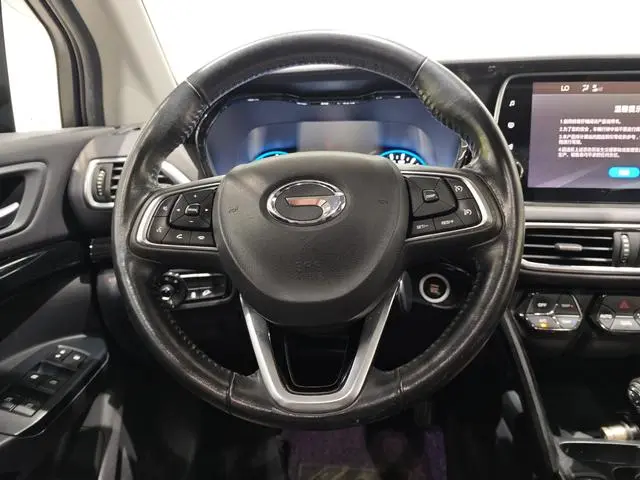 GAC Trumpchi GS4 235T automatic two-wheel drive luxury smart version