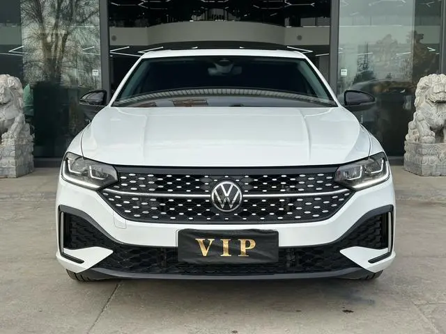 Volkswagen Lavida 300TSI DSG Starry Sky Manyi Edition