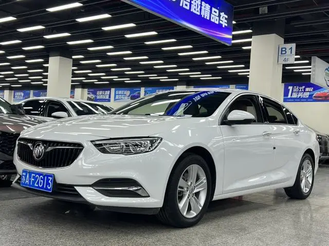 Buick Regal 20T Elite Country VI