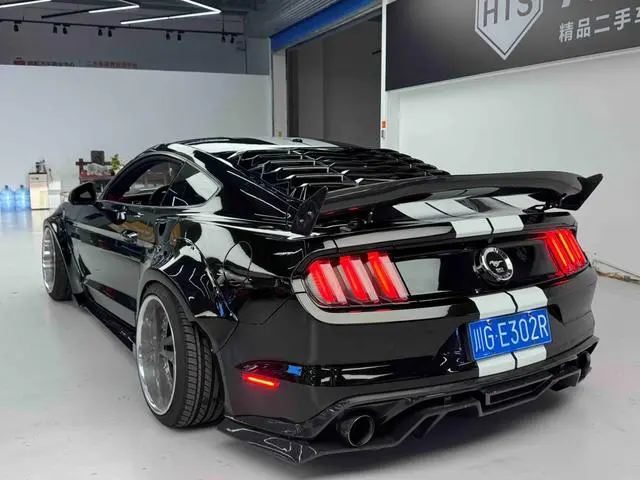 Ford Mustang 2.3T Performance Version