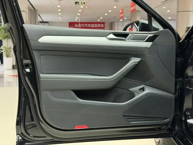 Volkswagen Magotan GTE Luxury