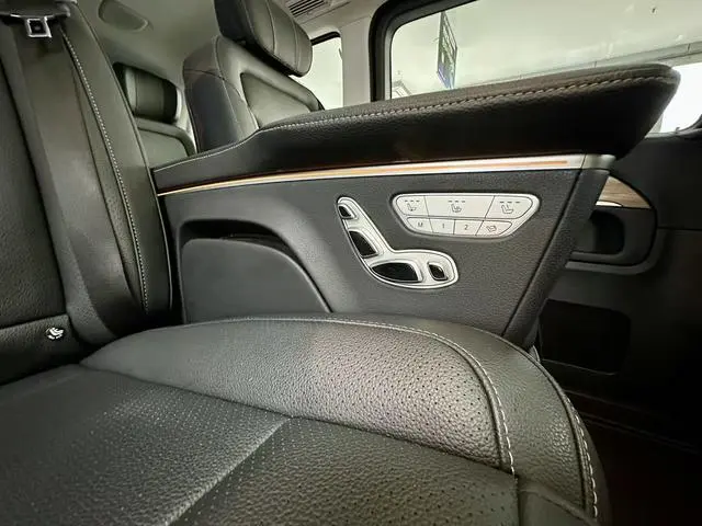 Mercedes-Benz Mercedes-Benz V-class V 260 Premium Edition