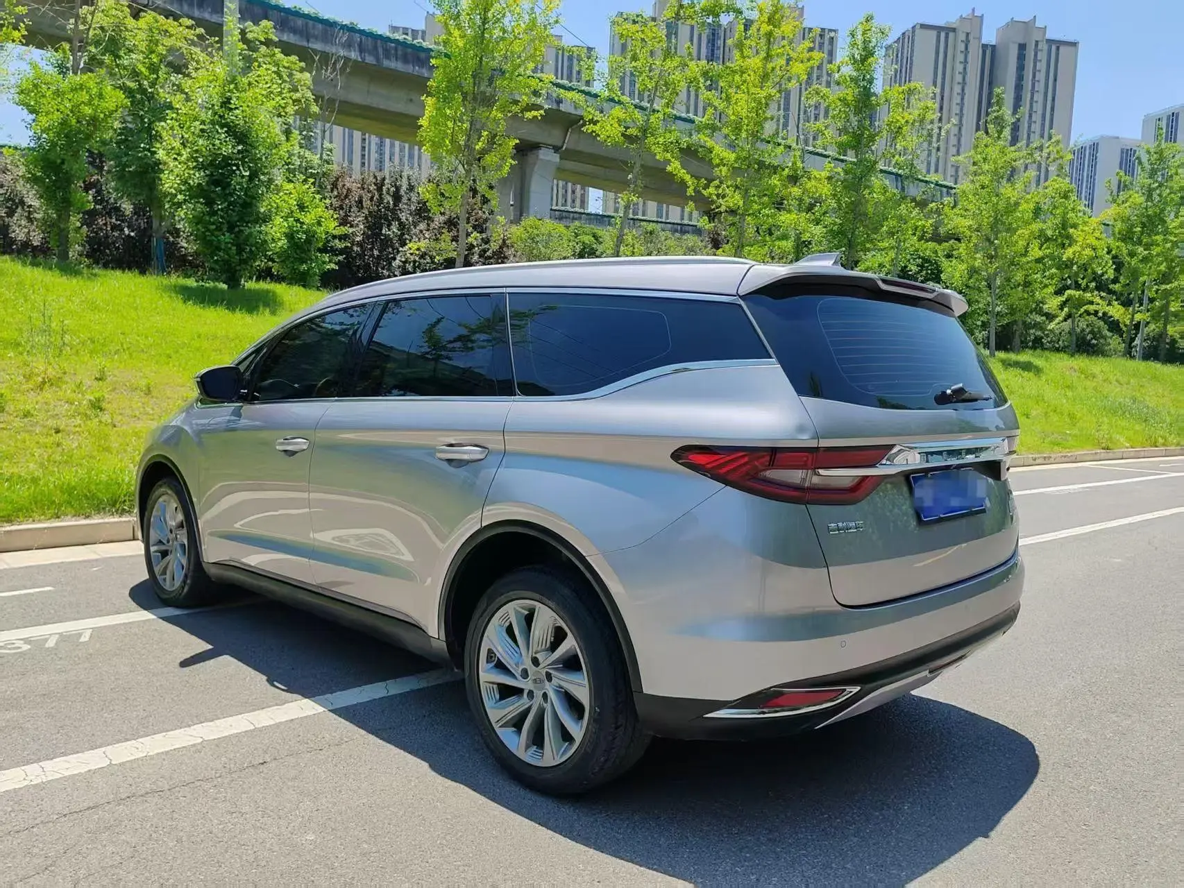 Geely Jiajie 1.8TD DCT Luxury