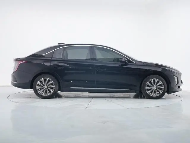 Hongqi Hongqi E-QM5 Rechargeable 431km Enjoy Edition 5 seats