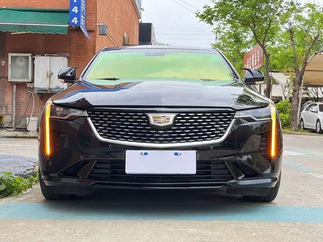 Cadillac Cadillac CT4 28T luxury