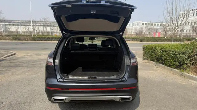 Lincoln Navigator 2.0T four-wheel drive Zunya Edition