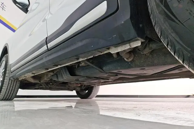 Geely Boyue 1.8TD DCT Zhilian PRO