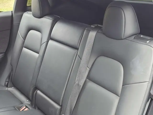 Tesla Model Y Standard battery life, rear-wheel drive version