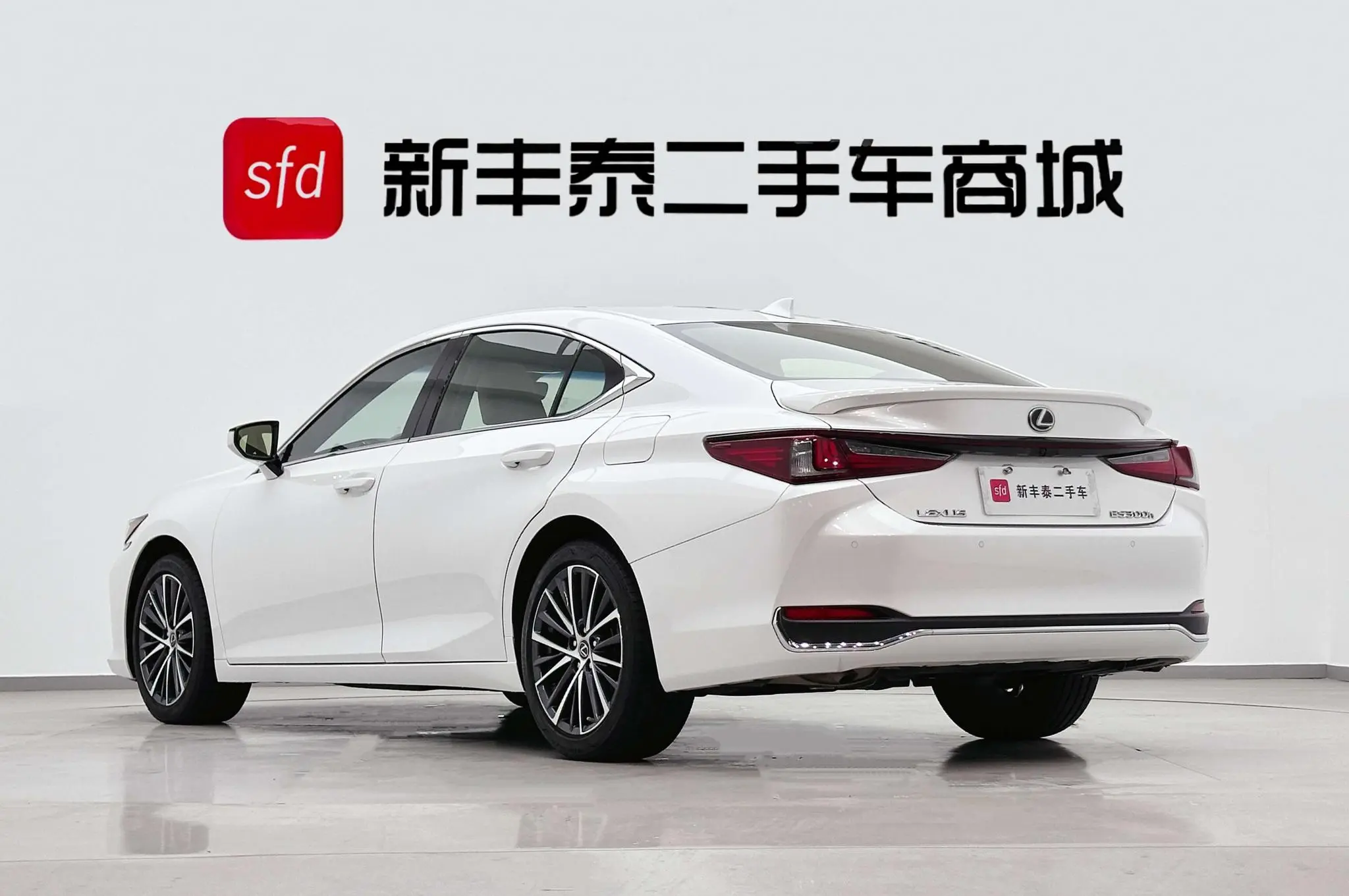 Lexus Lexus ES 300h Premium Edition