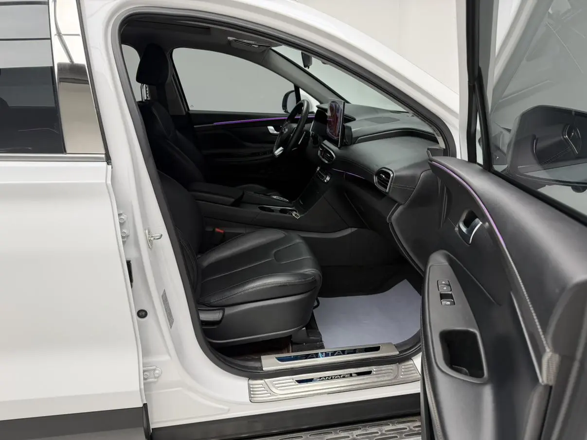 Hyundai Shengda 380 TGDi GLS automatic two-wheel drive deluxe Edition