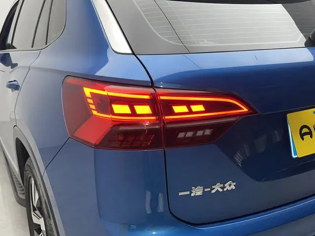 Volkswagen Tanyue 330TSI two-wheel drive luxury country V