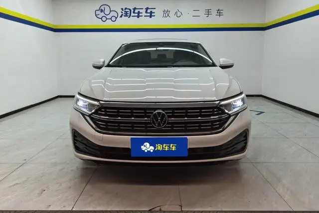 Volkswagen Sagitar 200TSI DSG Beyond Edition