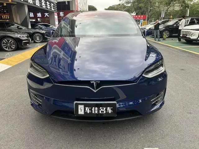 Tesla Model X 60D