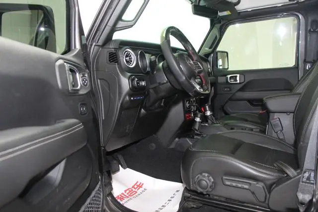 Jeep Wrangler 4xe PHEV Four-door 2.0T 4xe Sahara