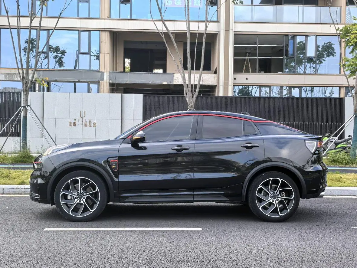 LYNK & CO Lynk 05 2.0TD two-wheel drive Halo