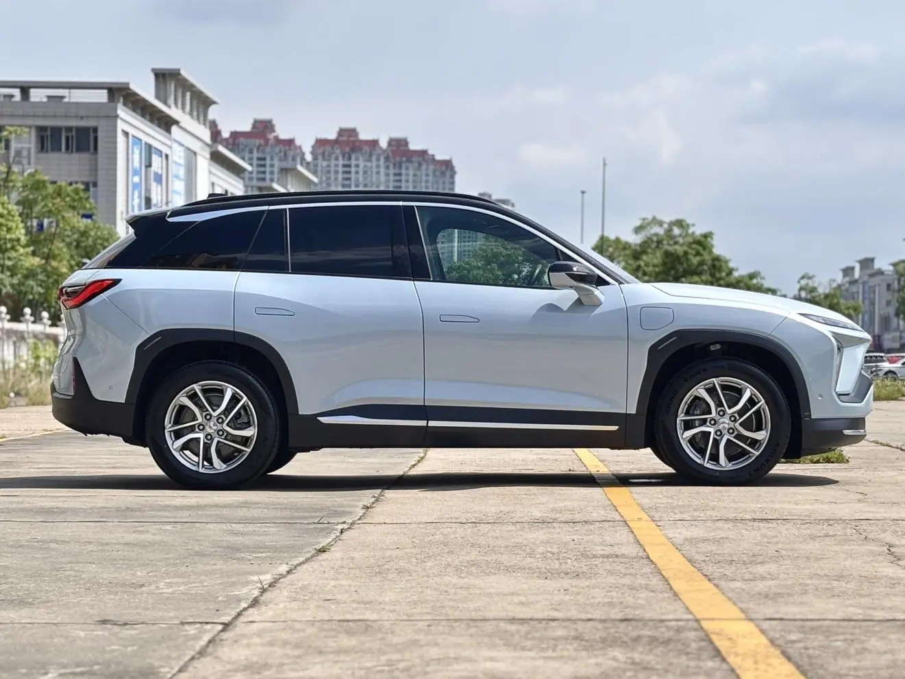 NIO NIO ES6 455KM sports version