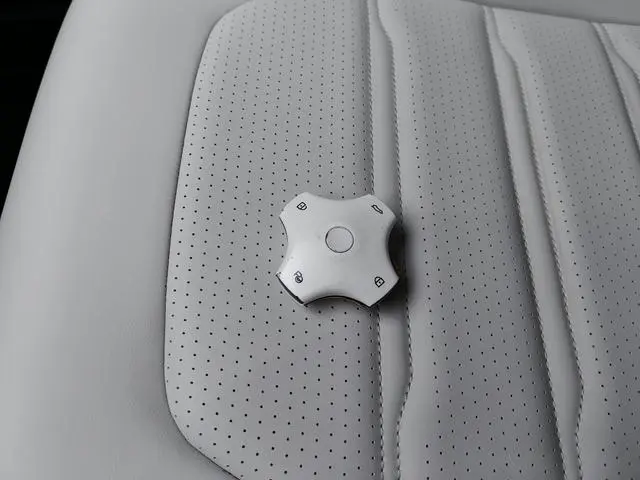 Dongfeng eπ eπ007 Pure electric 530Pro version