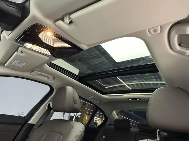 BMW BMW i3 Facelift eDrive40L Yao Ye Set