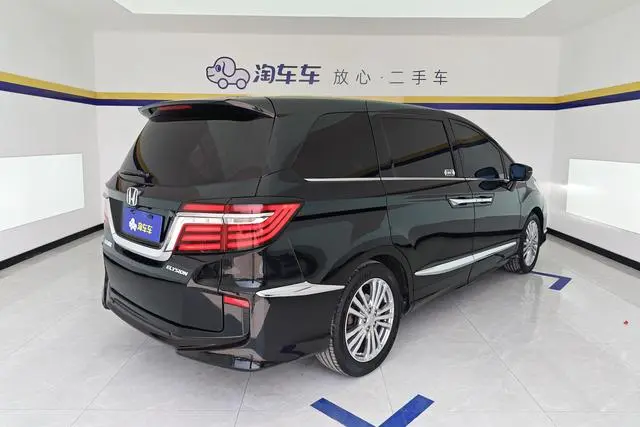 Honda Ai Lishen 2.4L Deluxe Edition