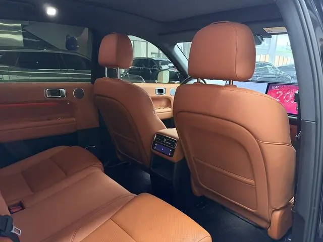 Li Auto Ideal L6 Pro version