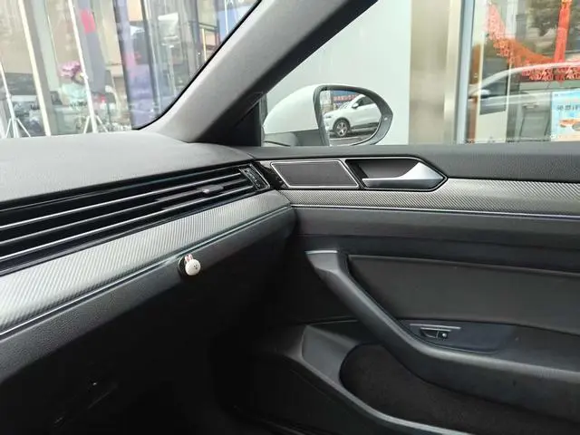 Volkswagen Volkswagen CC 330TSI Charm Edition Country VI
