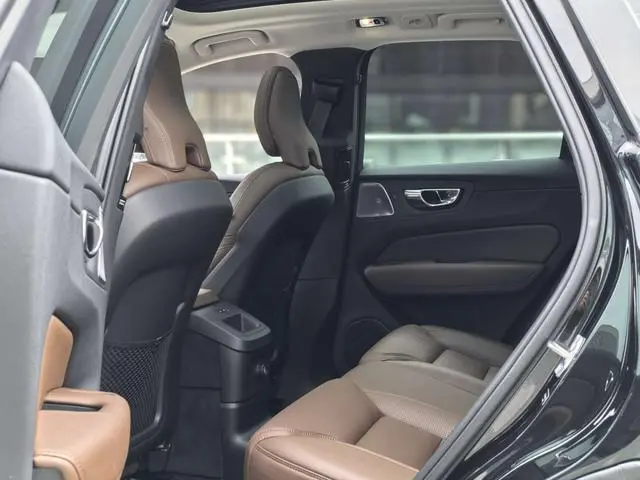 Volvo Volvo XC60 PHEV T8 E-drive Hybrid Zhizun Deluxe Edition Country V