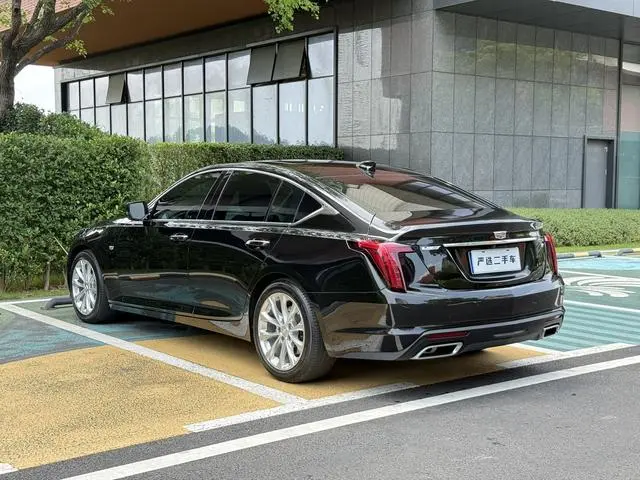 Cadillac Cadillac CT5 28T Luxury Standard Edition