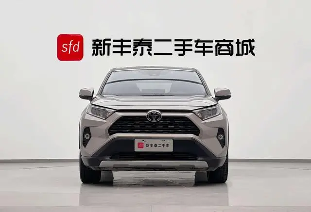 TOYOTA RAV4 Rongfang 2.0L CVT two-wheel drive fashion Plus version